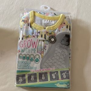 Woombie® Size 0-18M Grow With Me 5® Fancy Fox Swaddle